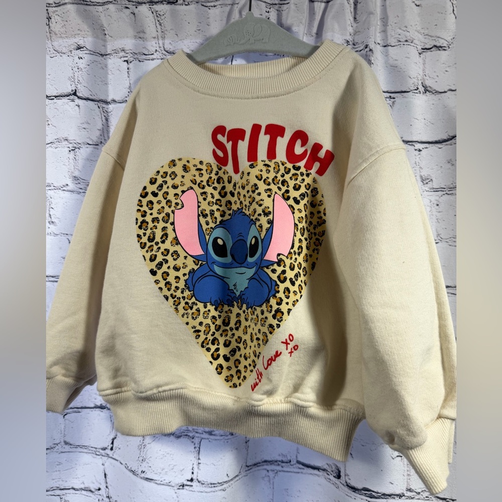 Zara Disney Classics Stitch Cream Sweater EUC